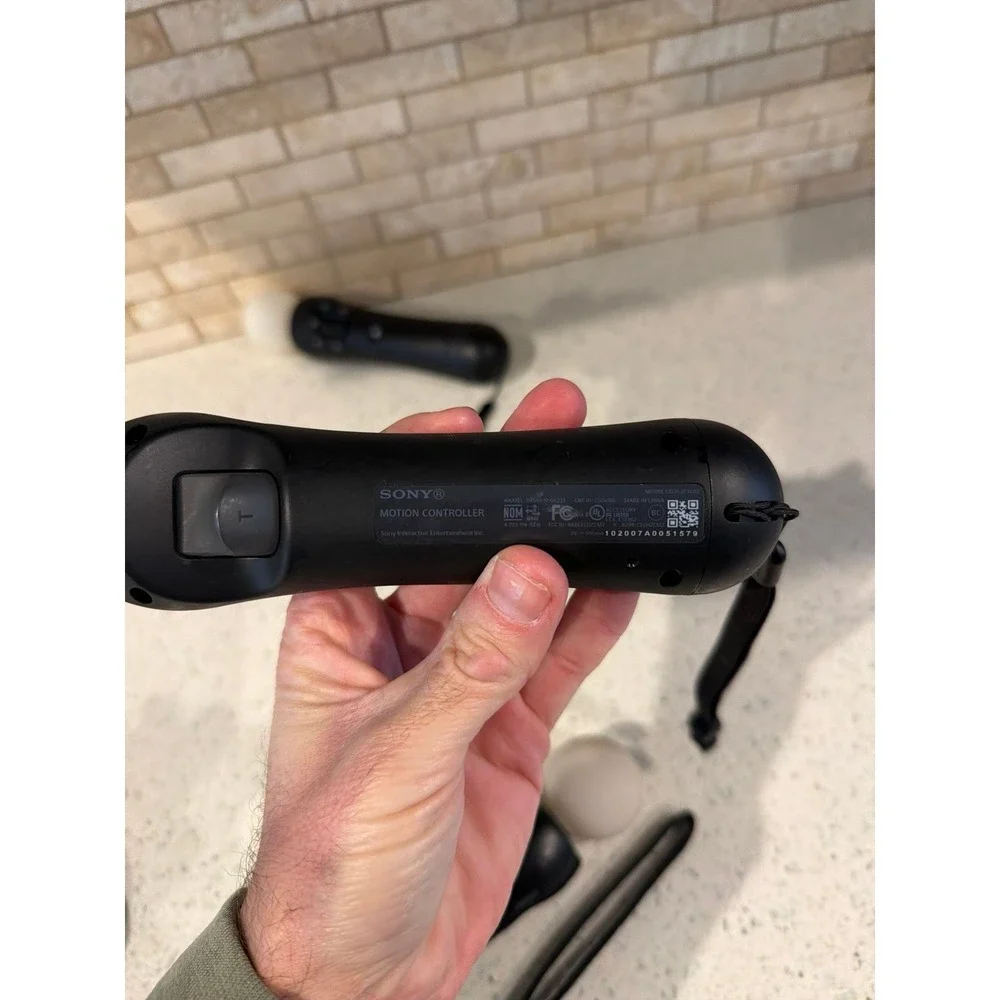 PS4 Move Motion Controller‎ CECH ZCM1U Bundle Sony VR
